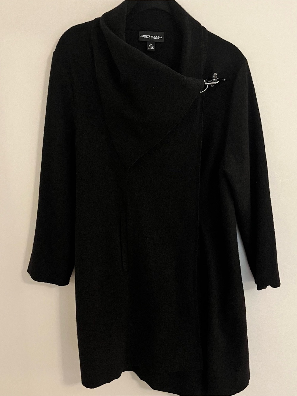 Vintage black wool cape jacket with clip closure